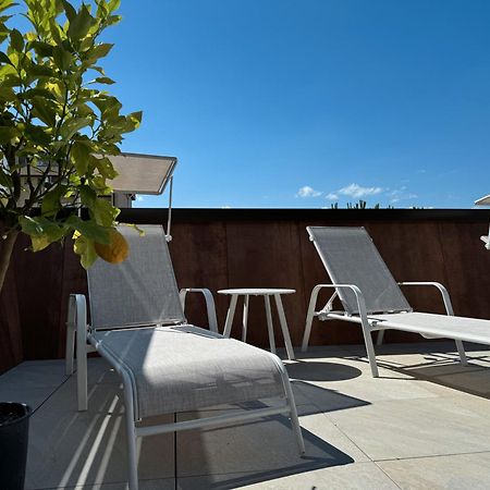 Hotel Adria B&B - Colazione Fino Alle 12 Misano Adriatico Ngoại thất bức ảnh